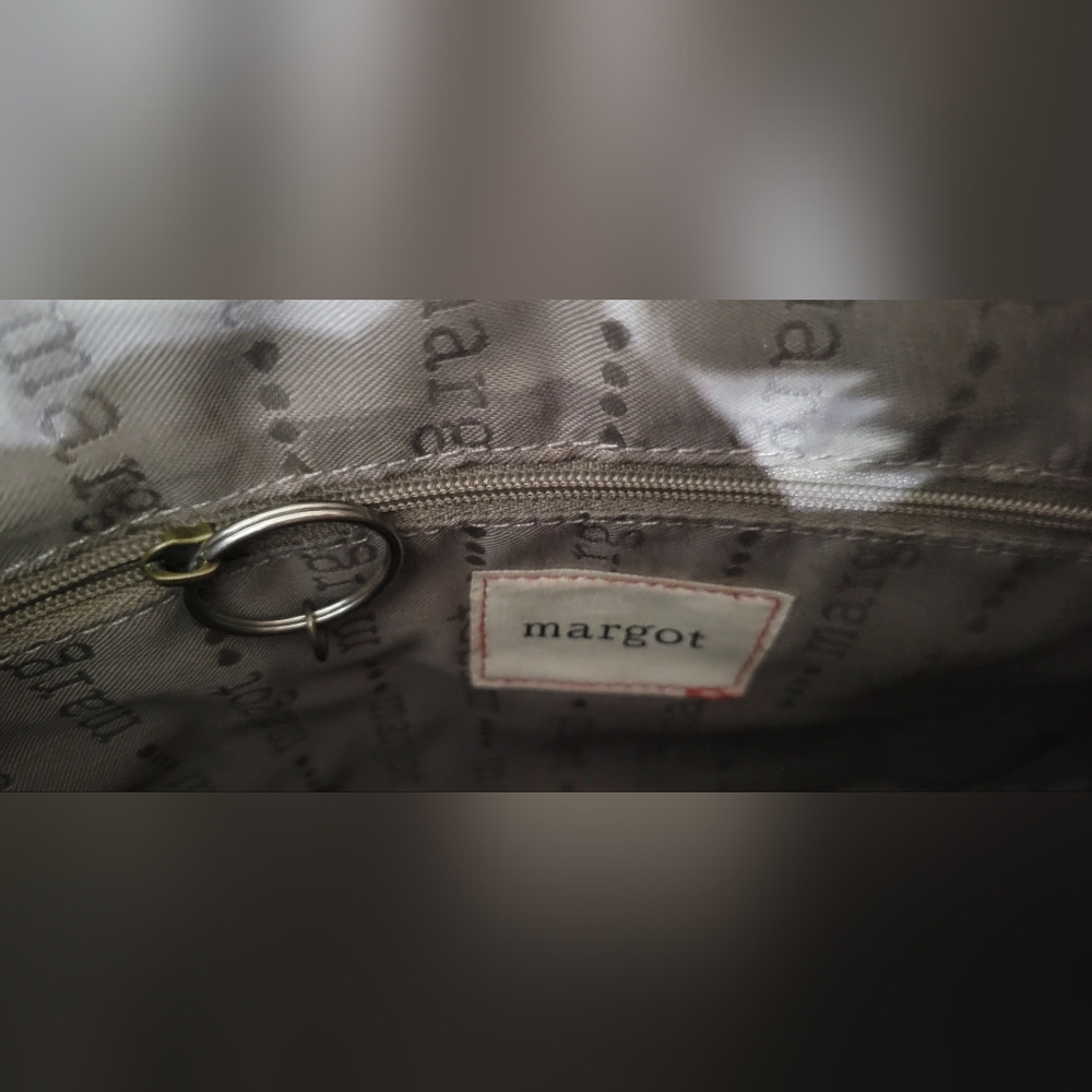 Margot Camel 100% Leather Bag - Picture 11 of 16